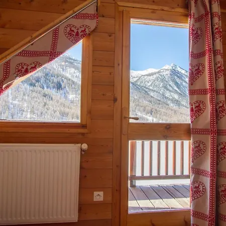 Chalet Les Elfes Hameau Des Chazals Hautes Alpes