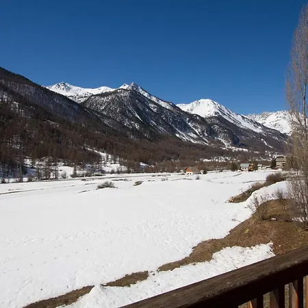 Chalet Les Elfes Hameau Des Chazals Hautes Alpes *